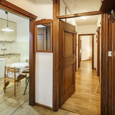 Apartman Il Ginepro - Stayincortina